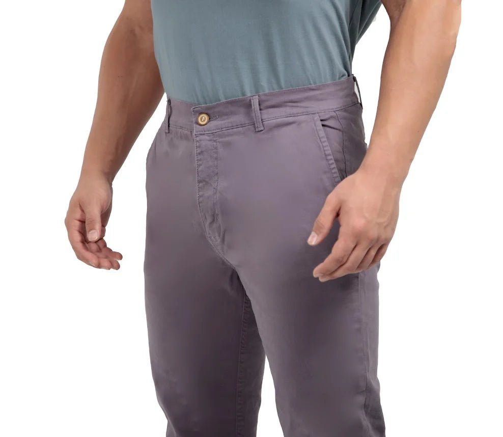 Calça sarja slim iron